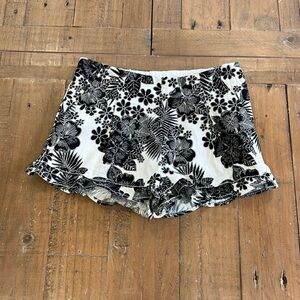 Janie and jack black and white floral shorts